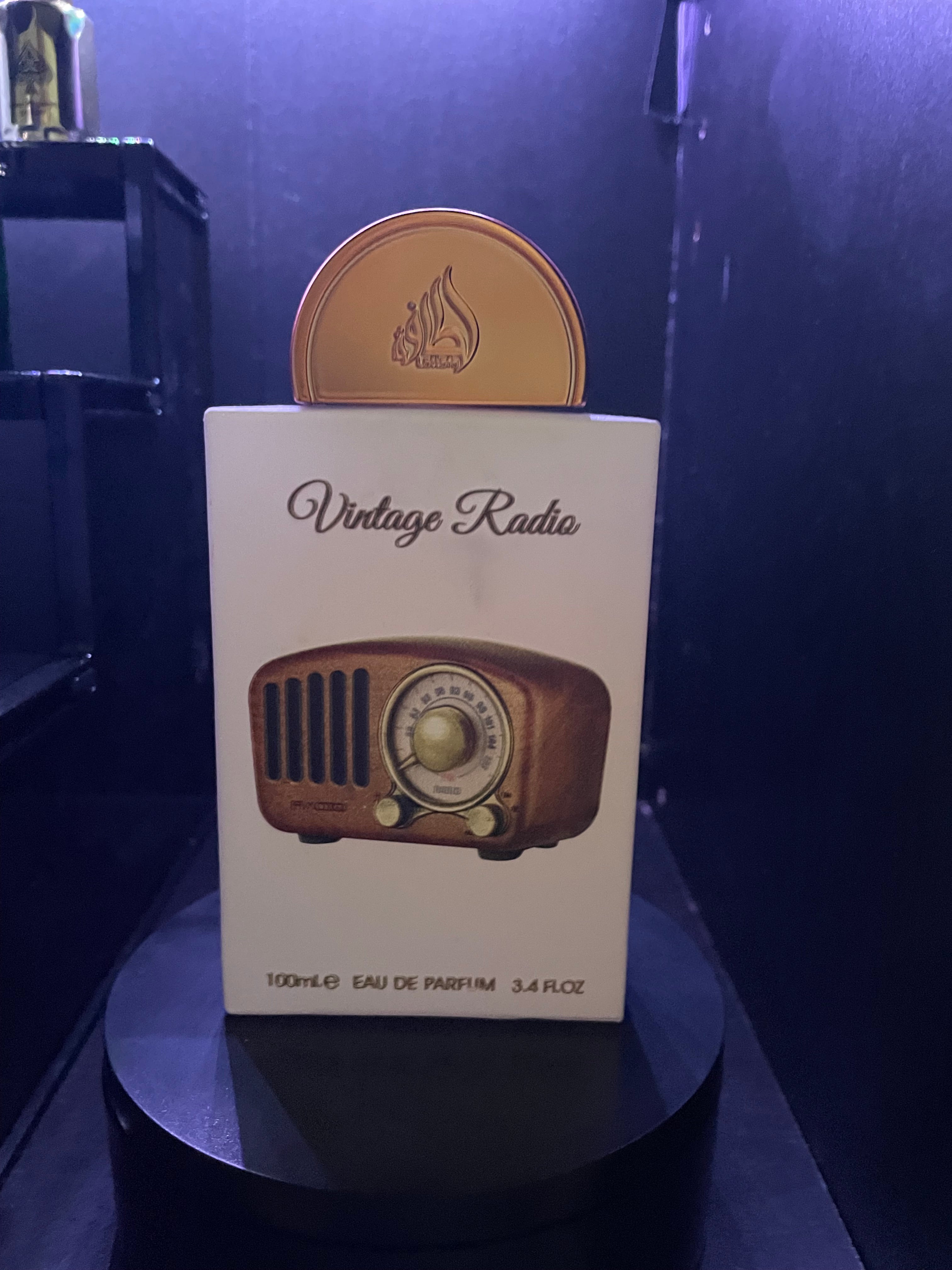 Lattafa vintage radio
